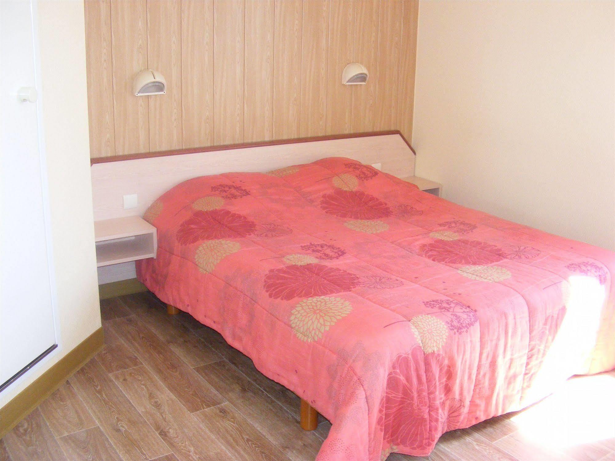 Fast Hotel Colmar Houssen Buitenkant foto