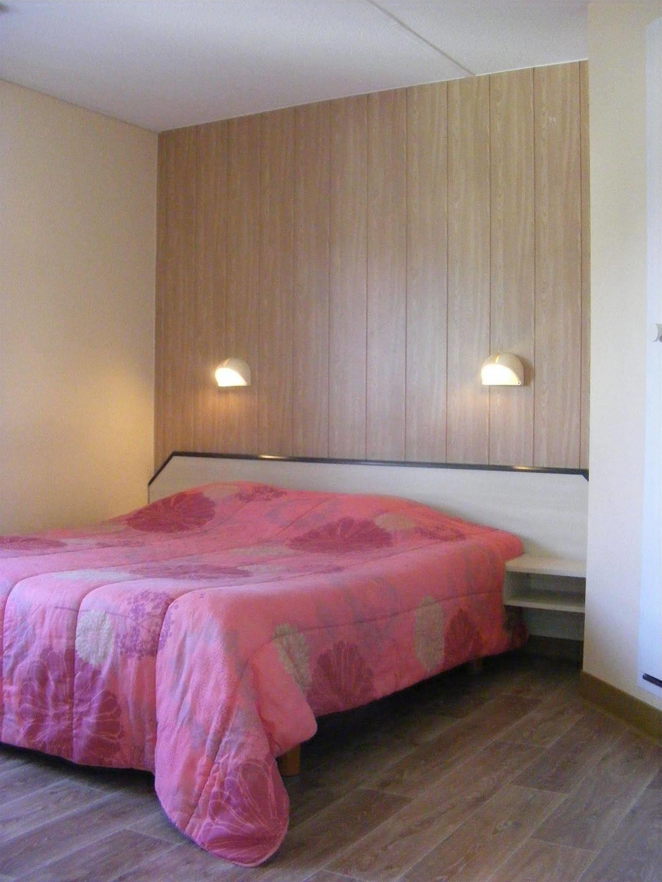 Fast Hotel Colmar Houssen Buitenkant foto